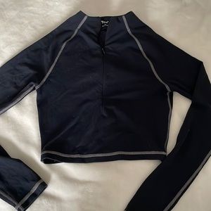 Aritzia TNA black cropped athletic quarter zip